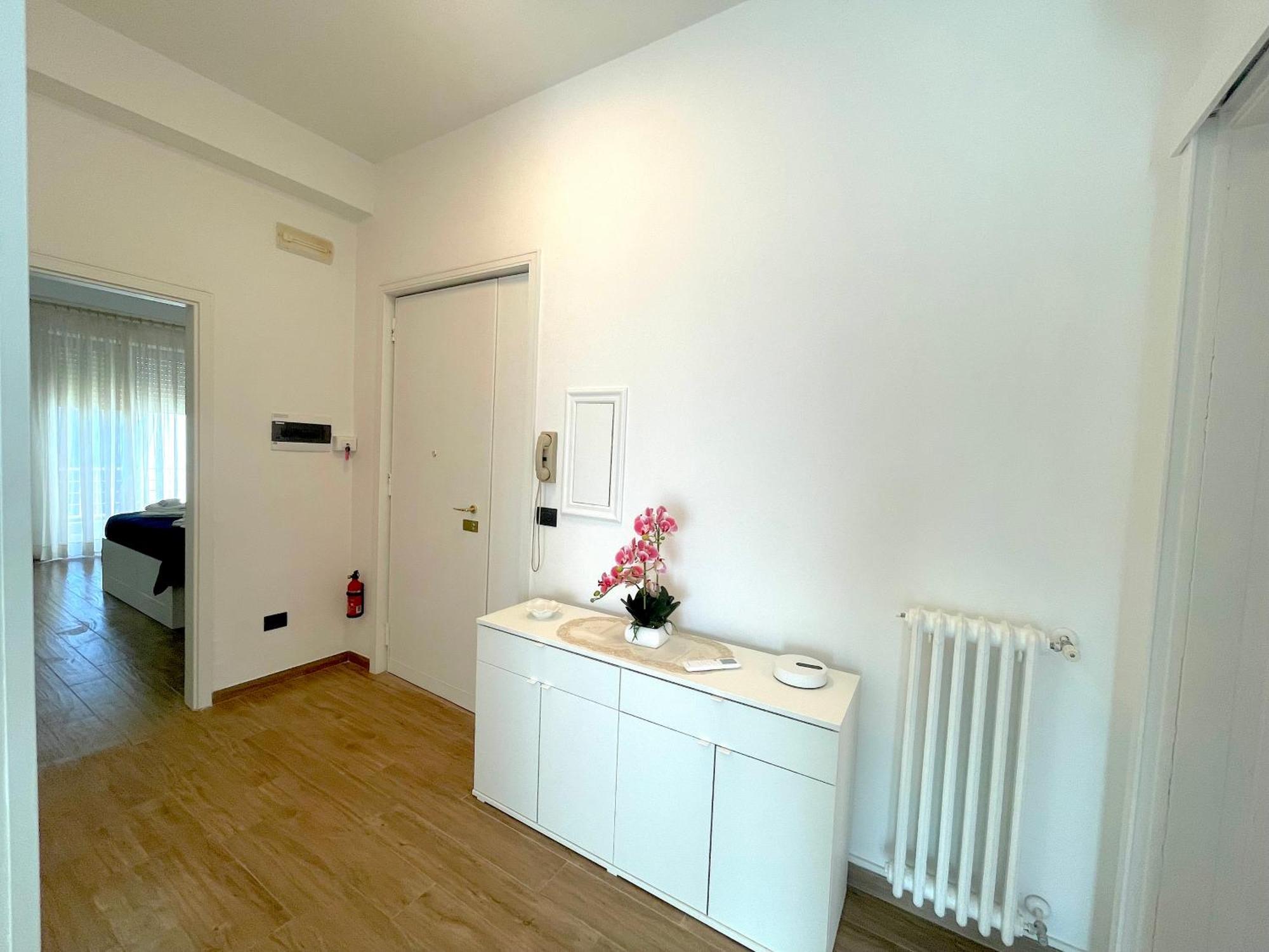 Helios Apartment Лече Екстериор снимка